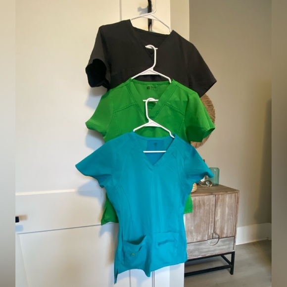 Tops - BUNDLE ⭐️Green, Teal and Black Scrub Tops